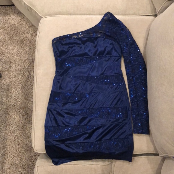 Minidress - Picture 5 of 5